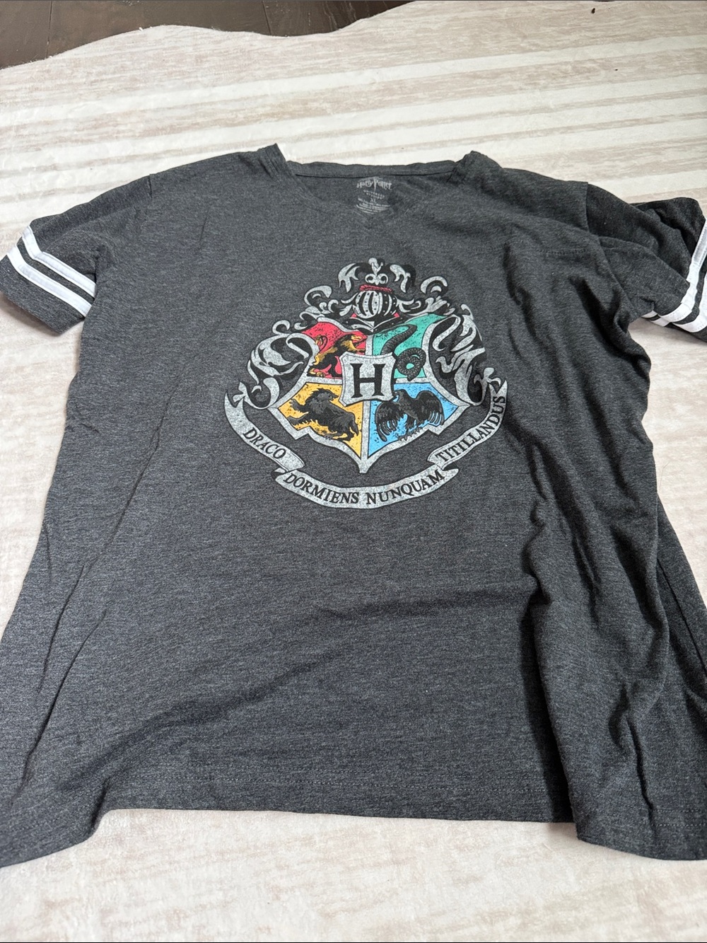 Hogwarts Crest Short Sleeve Tee - Charcoal